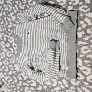 Nike sweatshirt